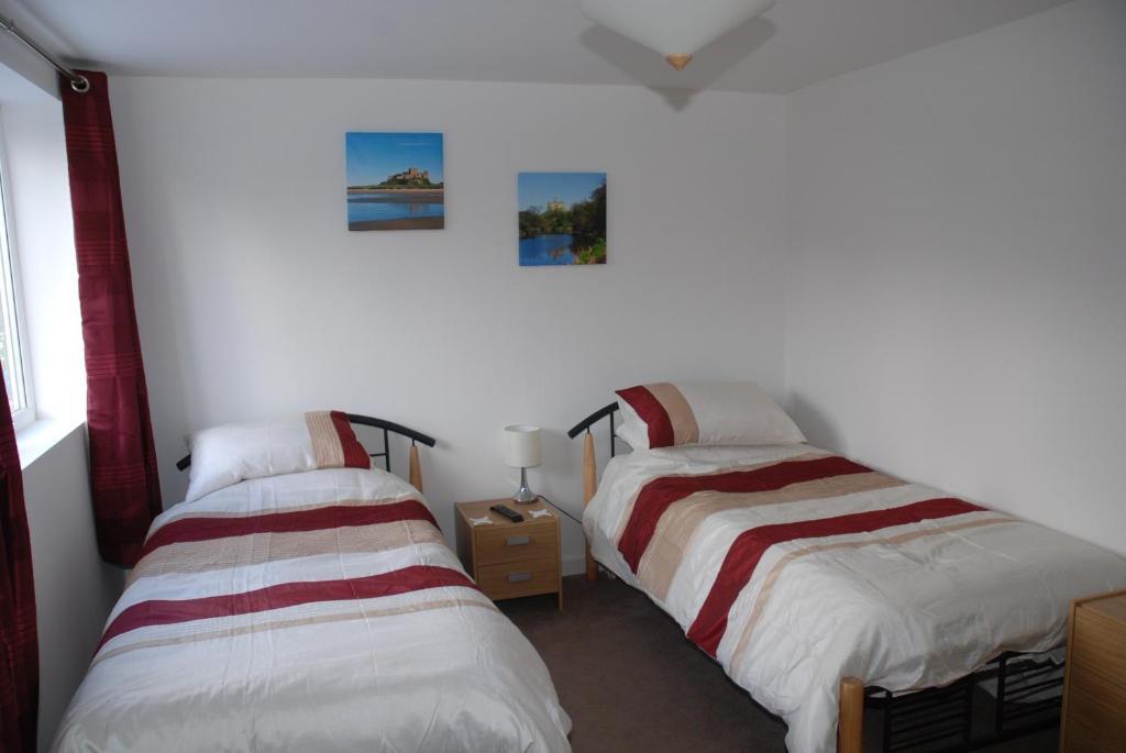 אלנוויק 4T4 Bed And Breakfast חדר תמונה
